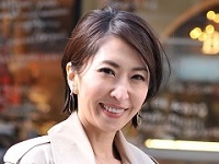 女性の声