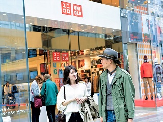 他のショップへ移動中