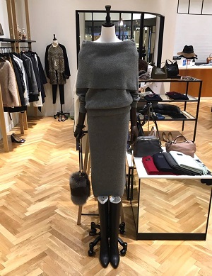 オフショルダー