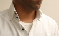 シャツにＴシャツ